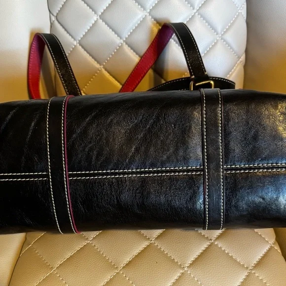 Black Leather Dooney and Bourke Women's Bag with bright pink Heart Accents - Picture 6 of 10